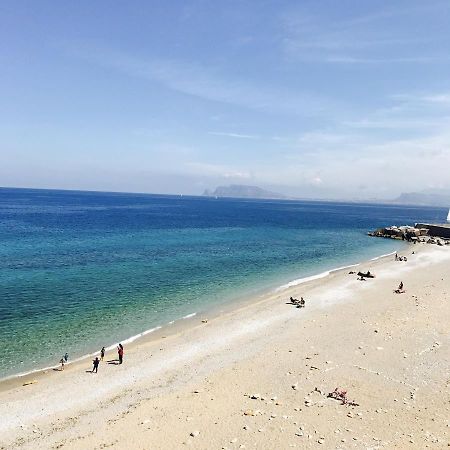 L'Arco Sul Mare Lägenhet Palermo Exteriör bild